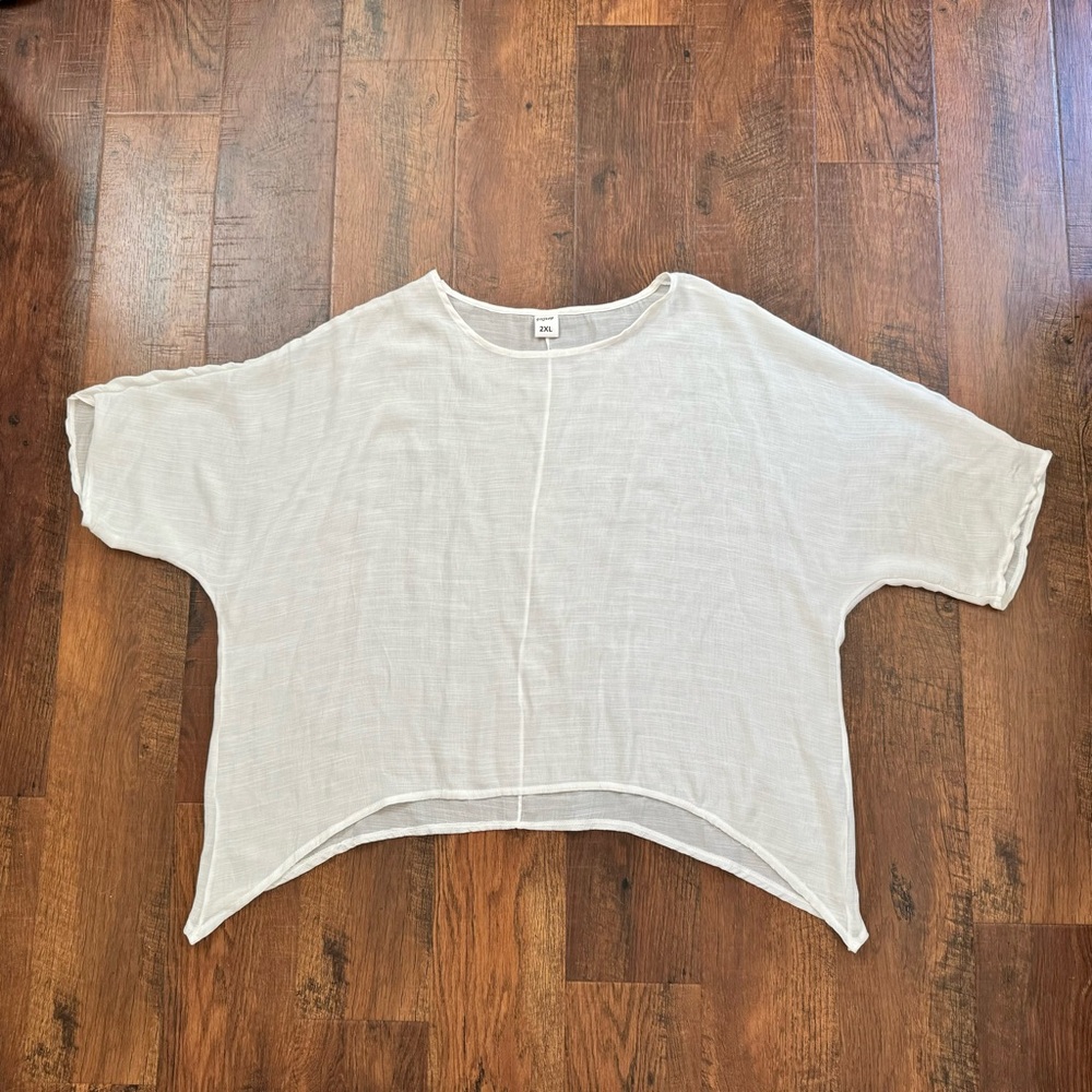 YUZAO breezy, comfy top, plus size 2XL